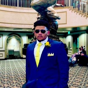 Meet your Posher, Jonathan